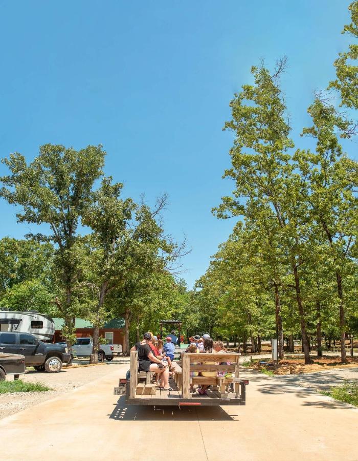 فندق Jellystone Park تايلر المظهر الخارجي الصورة